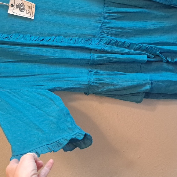 Easel Los Angeles kimono - Picture 5 of 5